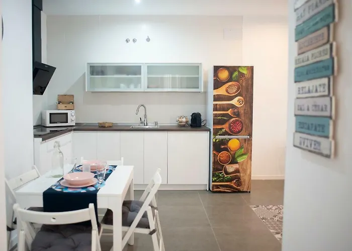 Acogedor Y Luminoso Apartamento * Кадис