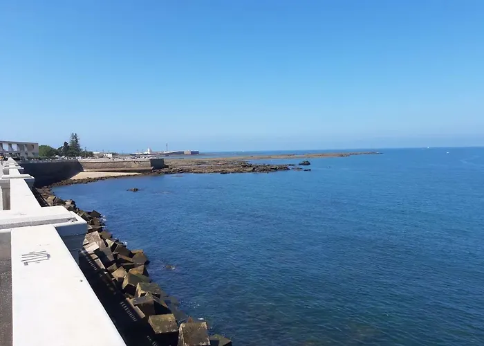 Апартаменты Acogedor Y Luminoso Apartamento Кадис